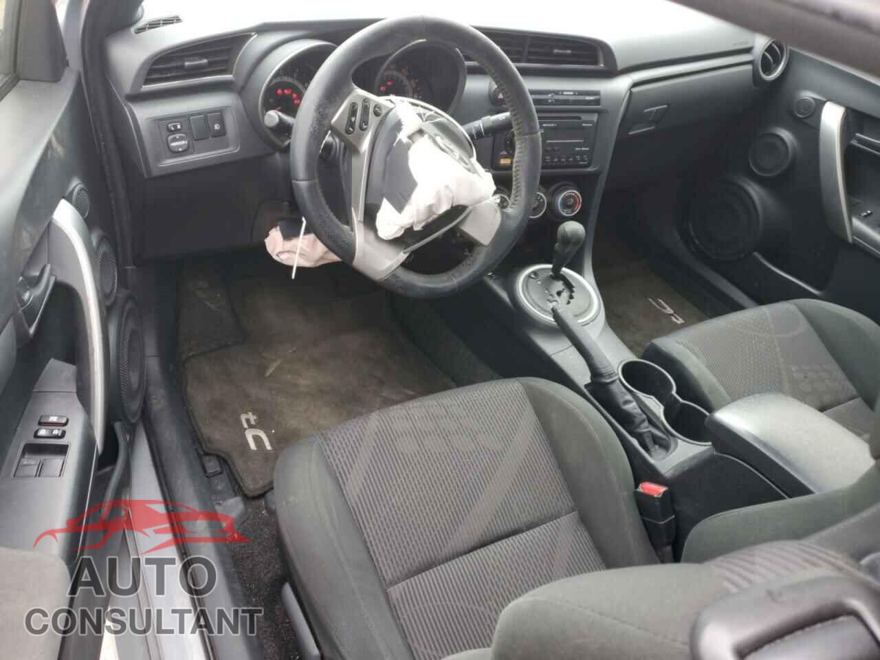 TOYOTA SCION 2012 - JTKJF5C77C3026437
