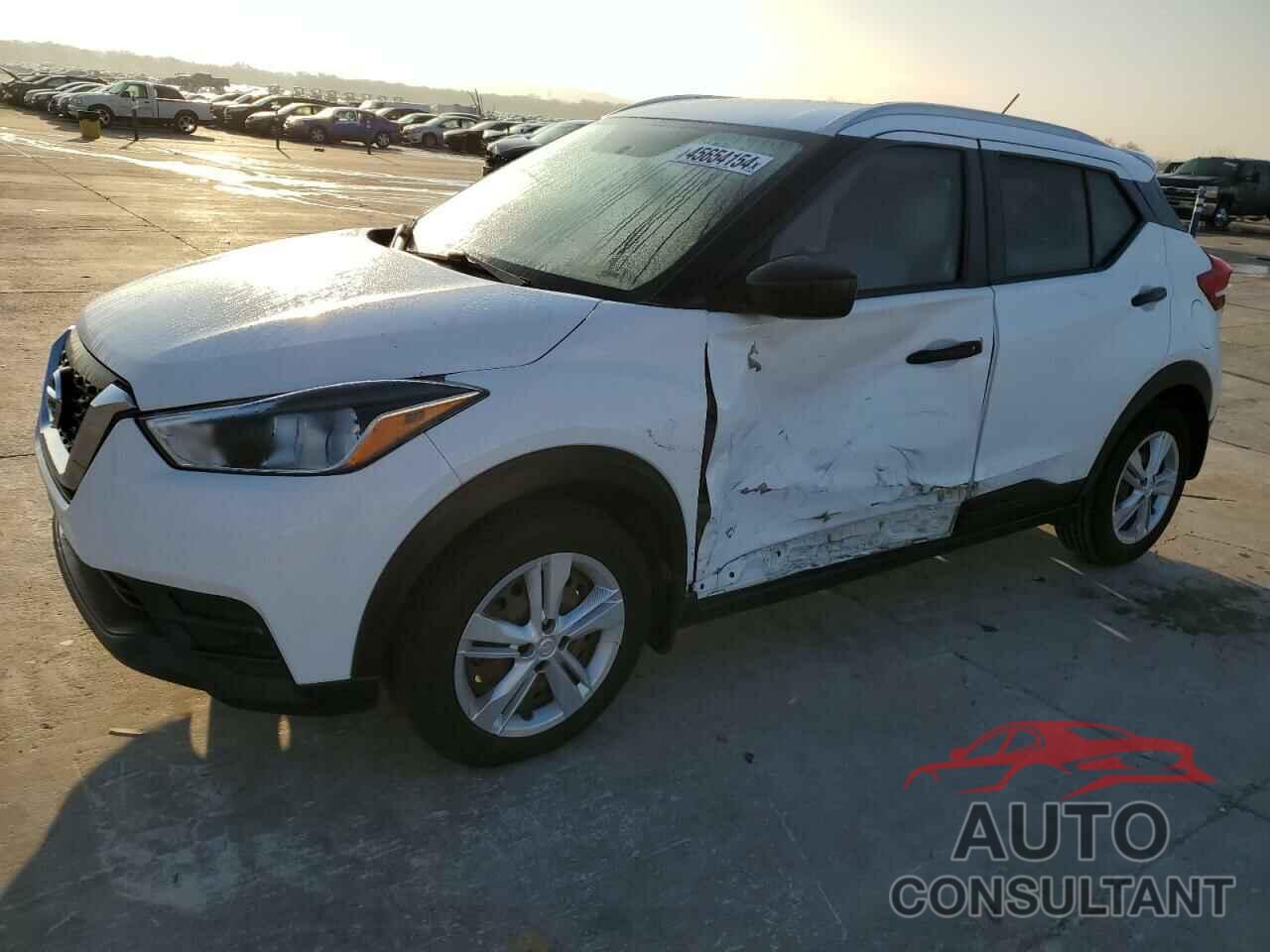 NISSAN KICKS 2018 - 3N1CP5CU3JL522455