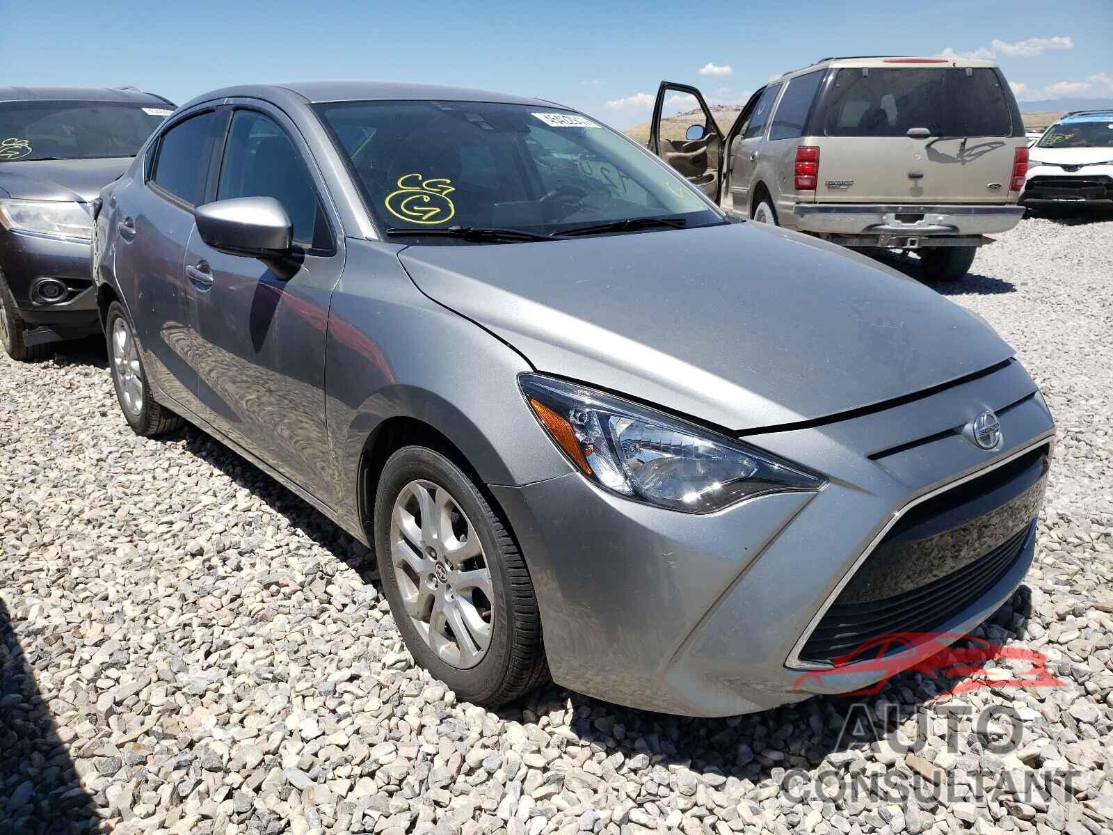 TOYOTA SCION 2016 - 3MYDLBZV1GY105327