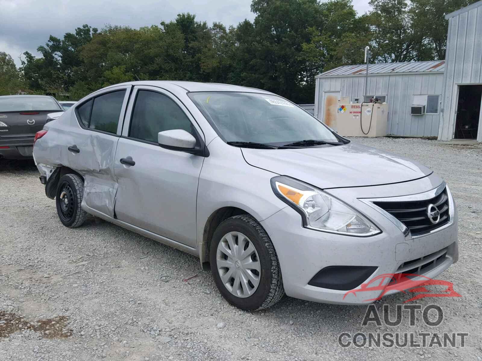 NISSAN VERSA 2017 - 3N1CN7AP1HL816025