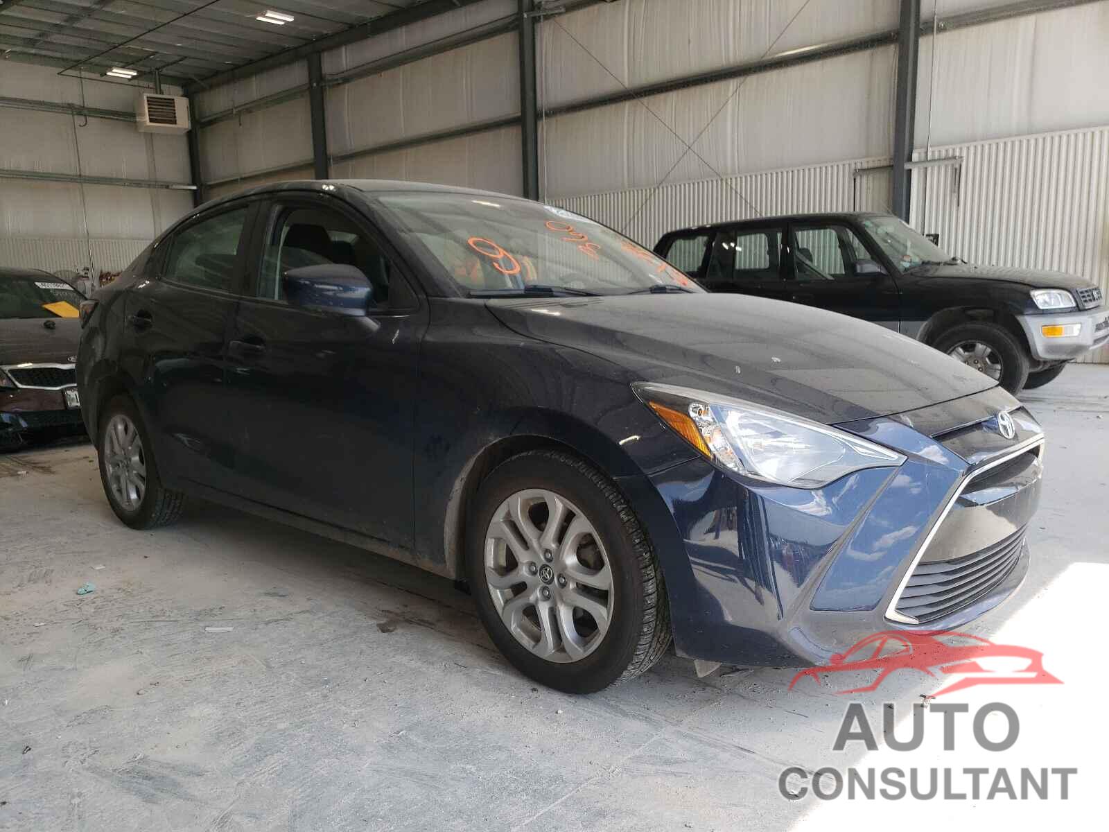 TOYOTA YARIS 2017 - 3MYDLBYV5HY184505