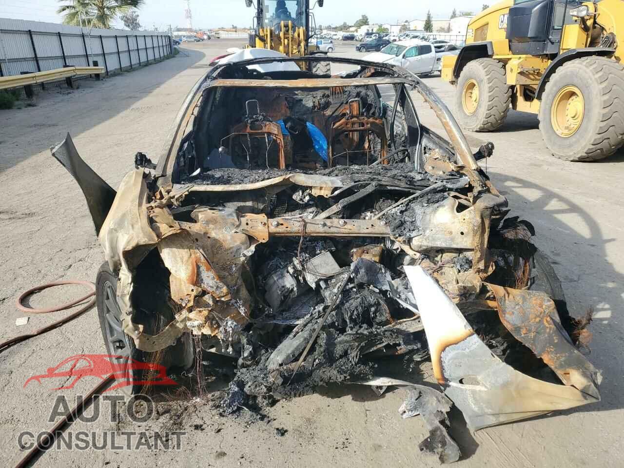 TESLA MODEL 3 2024 - 5YJ3E1EA9RF858023