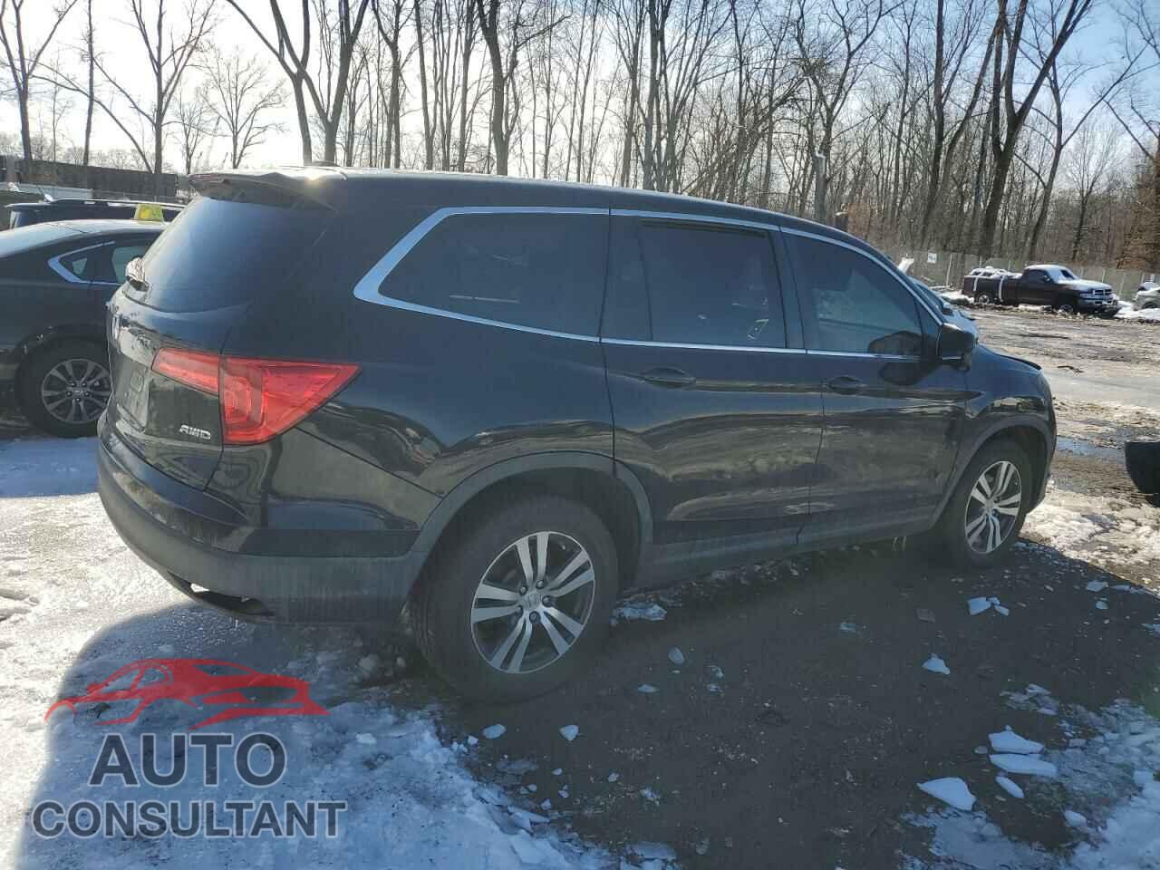 HONDA PILOT 2017 - 5FNYF6H58HB063624