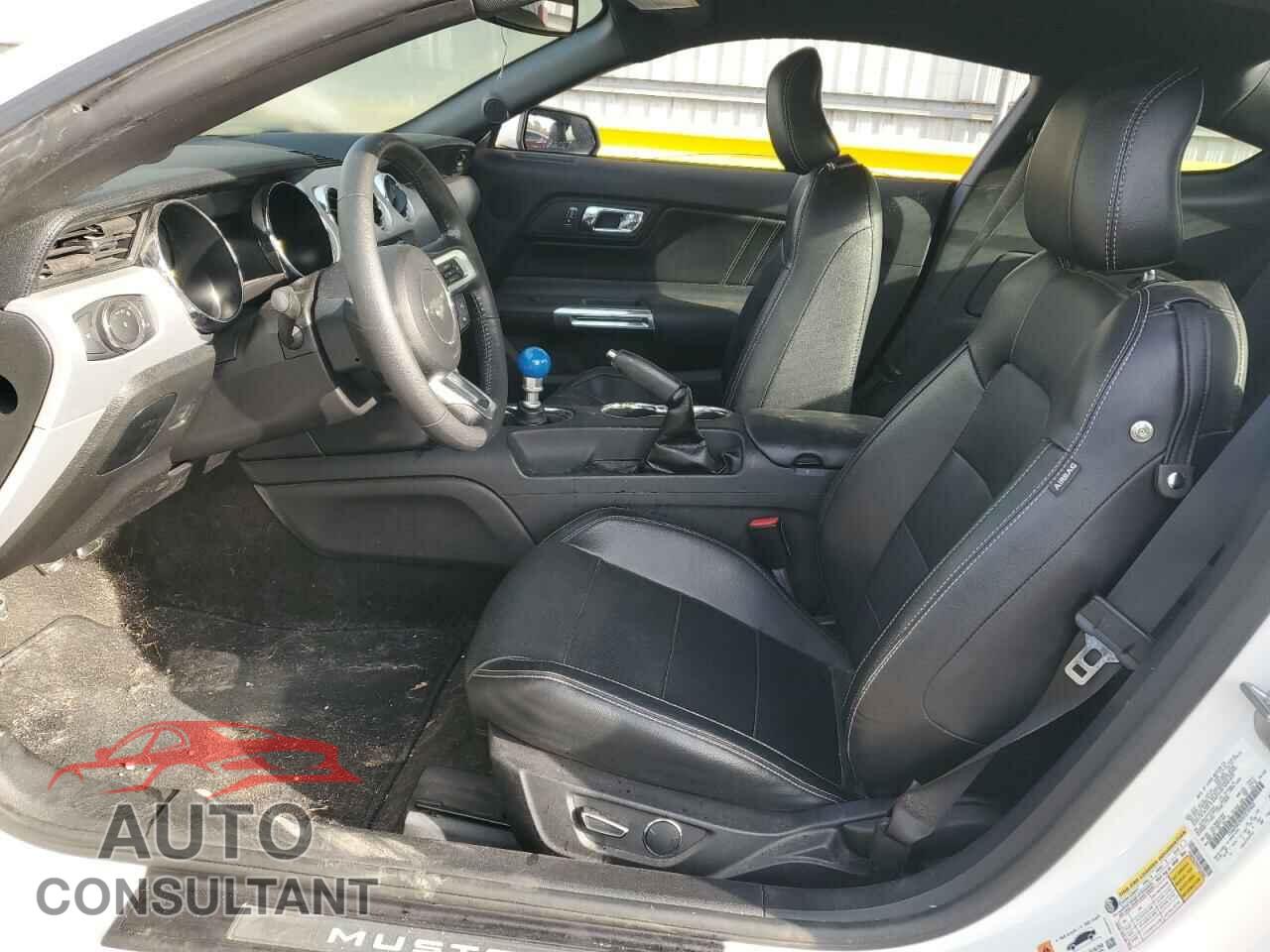 FORD MUSTANG 2017 - 1FA6P8CFXH5270460