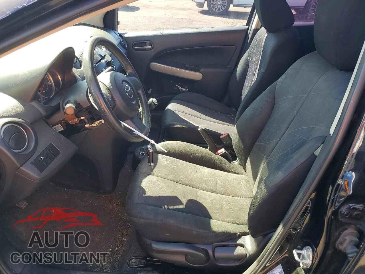 MAZDA 2 2013 - JM1DE1KY2D0166988