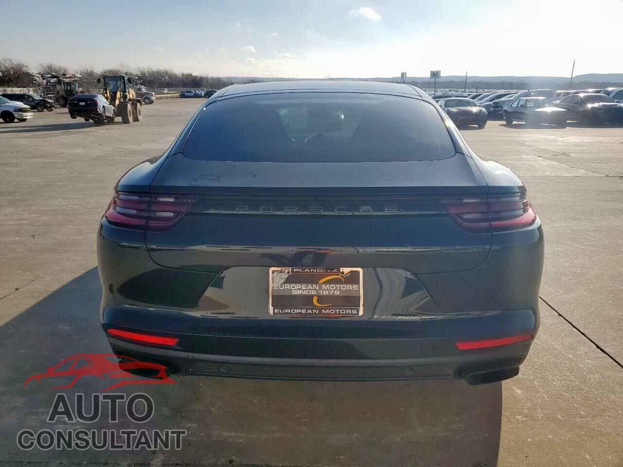 PORSCHE PANAMERA 2017 - WP0AA2A74HL103201