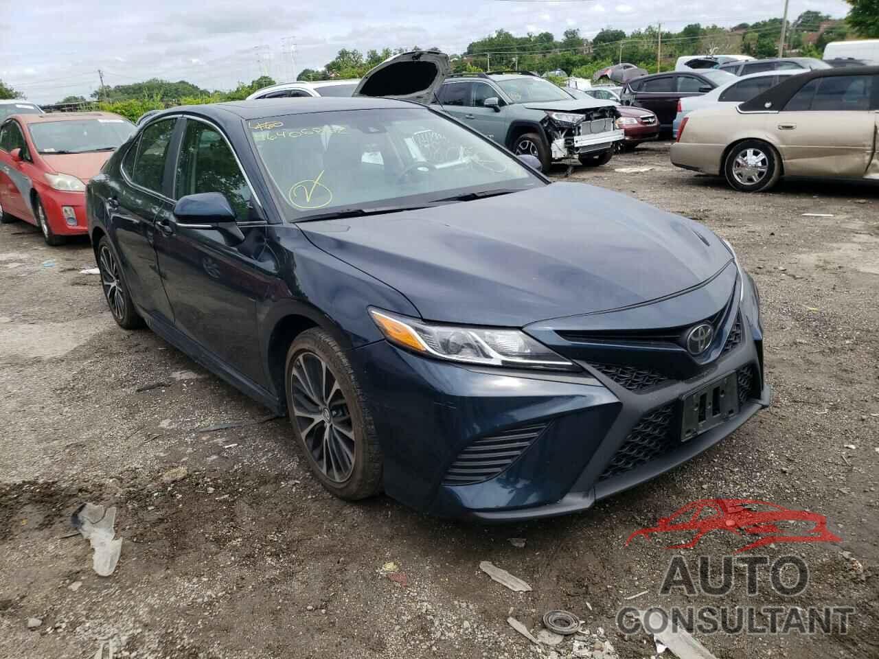 TOYOTA CAMRY 2018 - 4T1B11HKXJU524926