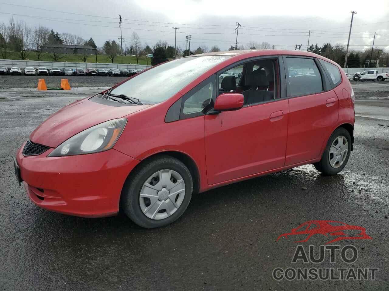 HONDA FIT 2013 - JHMGE8H32DC076982