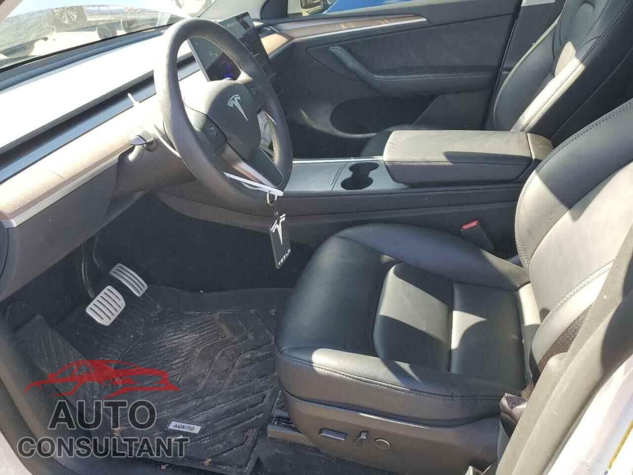 TESLA MODEL Y 2023 - 7SAYGDEF5PF797170