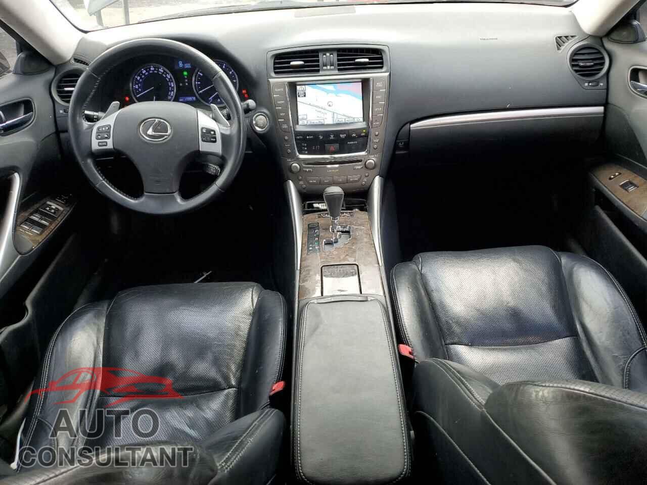 LEXUS IS 2012 - JTHBF5C22C5170044