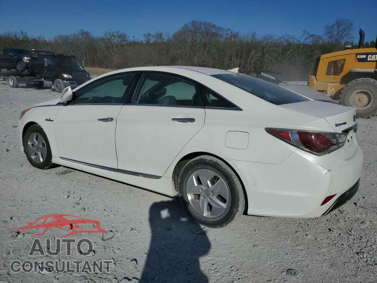 HYUNDAI SONATA 2012 - KMHEC4A48CA059782