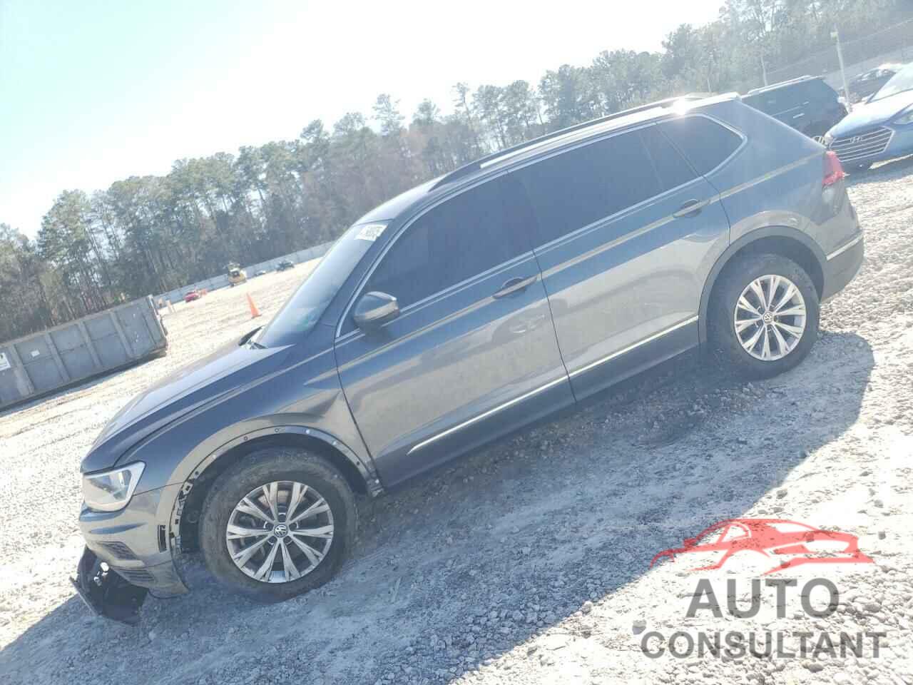VOLKSWAGEN TIGUAN 2018 - 3VV3B7AX0JM213607