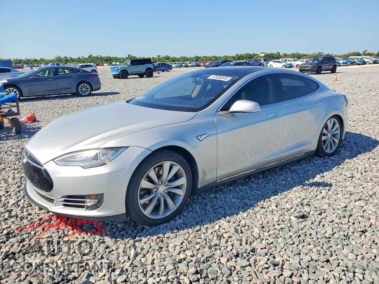 TESLA MODEL S 2013 - 5YJSA1DP7DFP13116