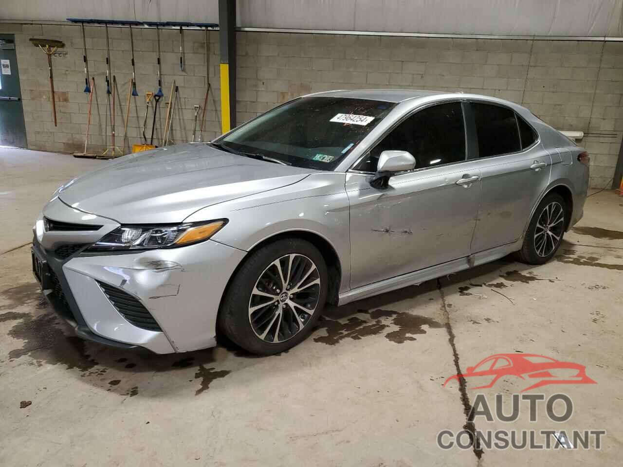 TOYOTA CAMRY 2018 - 4T1B11HK4JU674479