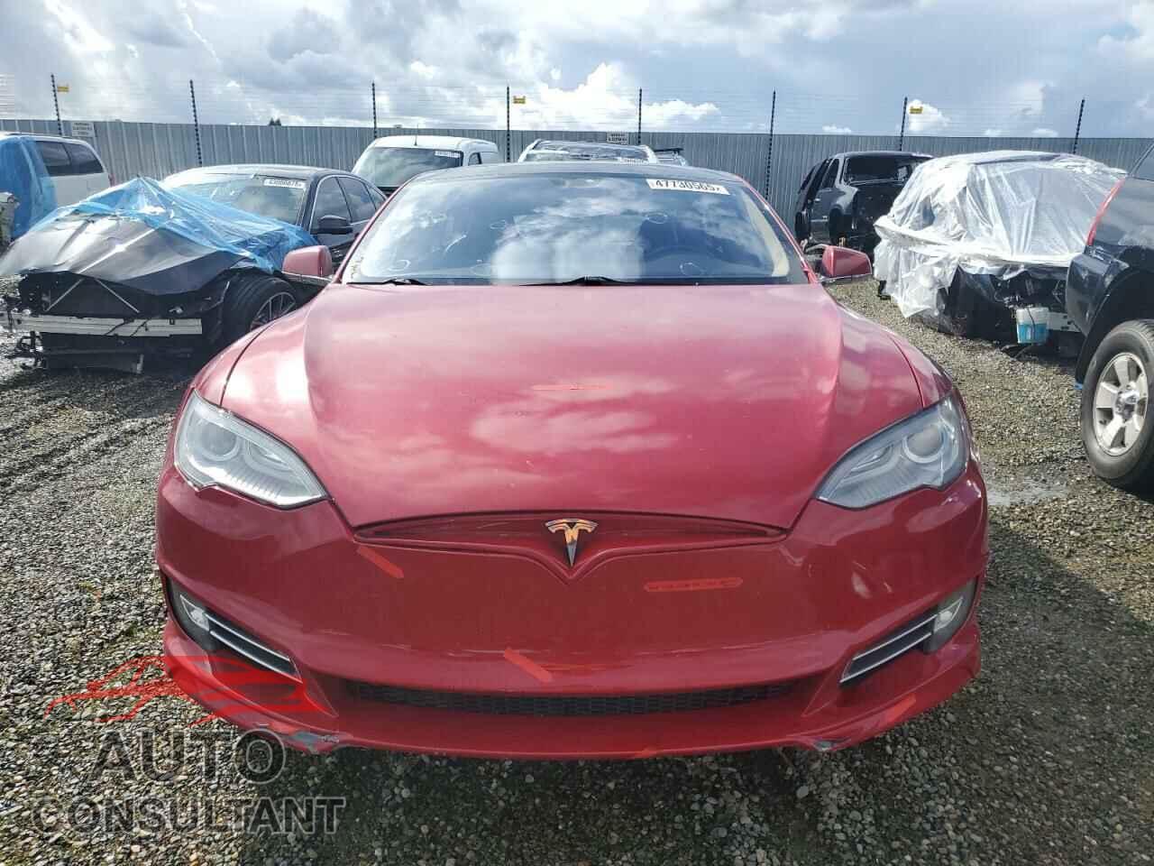 TESLA MODEL S 2013 - 5YJSA1CNXDFP14695