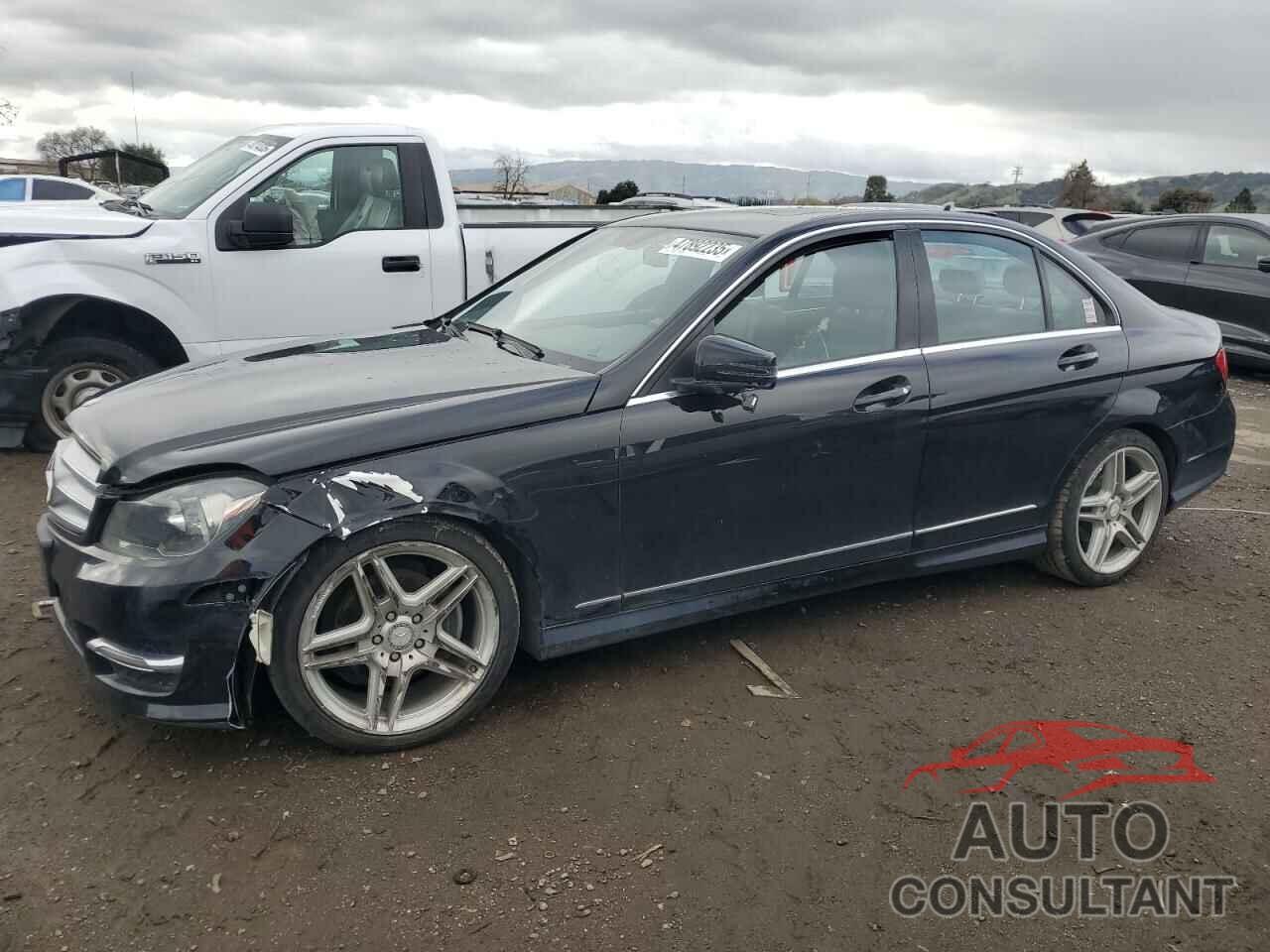 MERCEDES-BENZ C-CLASS 2012 - WDDGF8BB3CR224802