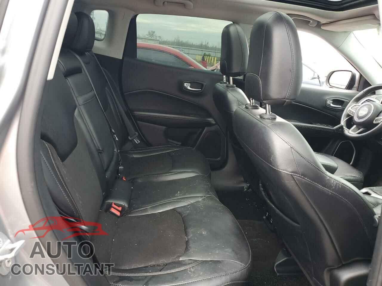 JEEP COMPASS 2017 - 3C4NJCBB7HT617333