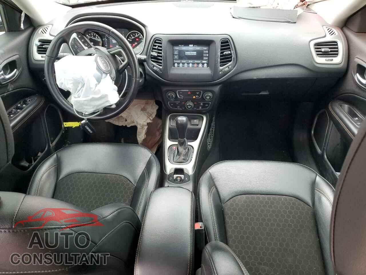 JEEP COMPASS 2020 - 3C4NJCBB9LT257328