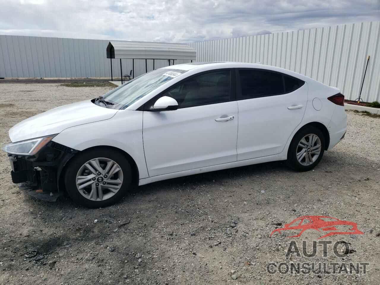 HYUNDAI ELANTRA 2019 - 5NPD84LFXKH452187
