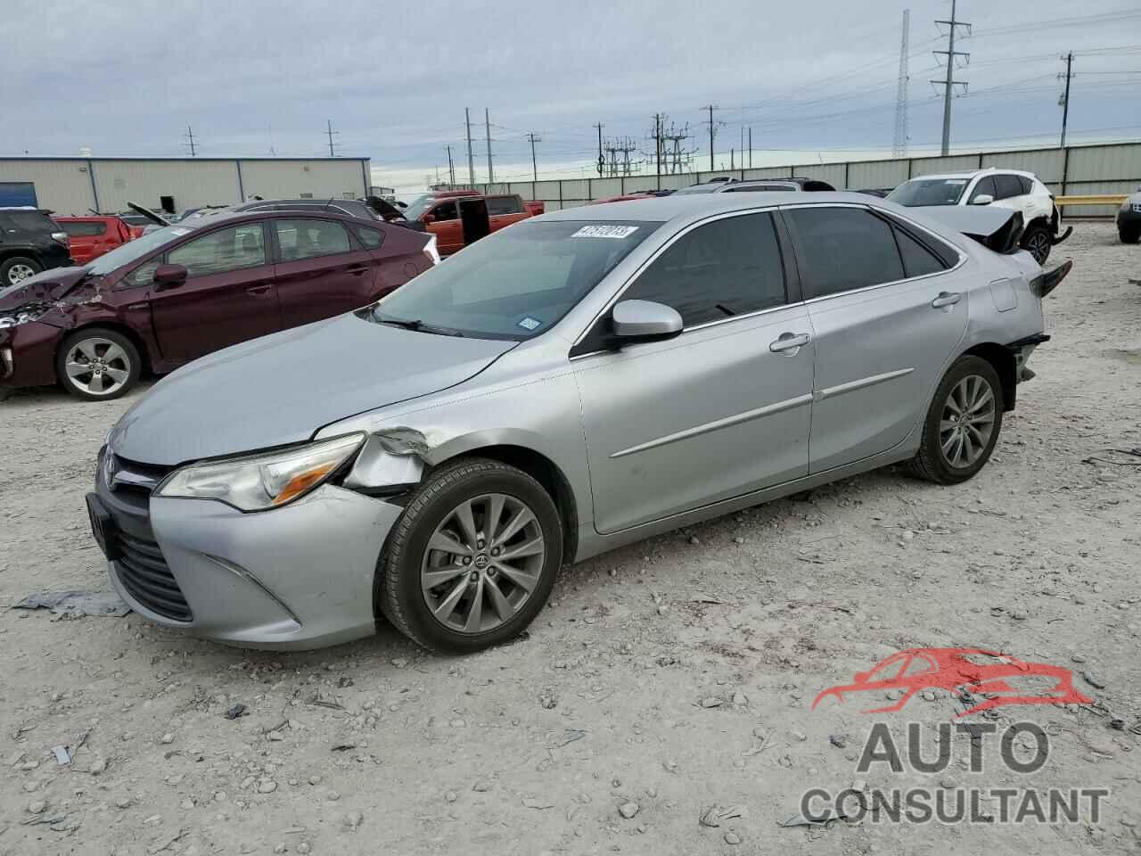 TOYOTA CAMRY 2015 - 4T4BF1FK0FR452667