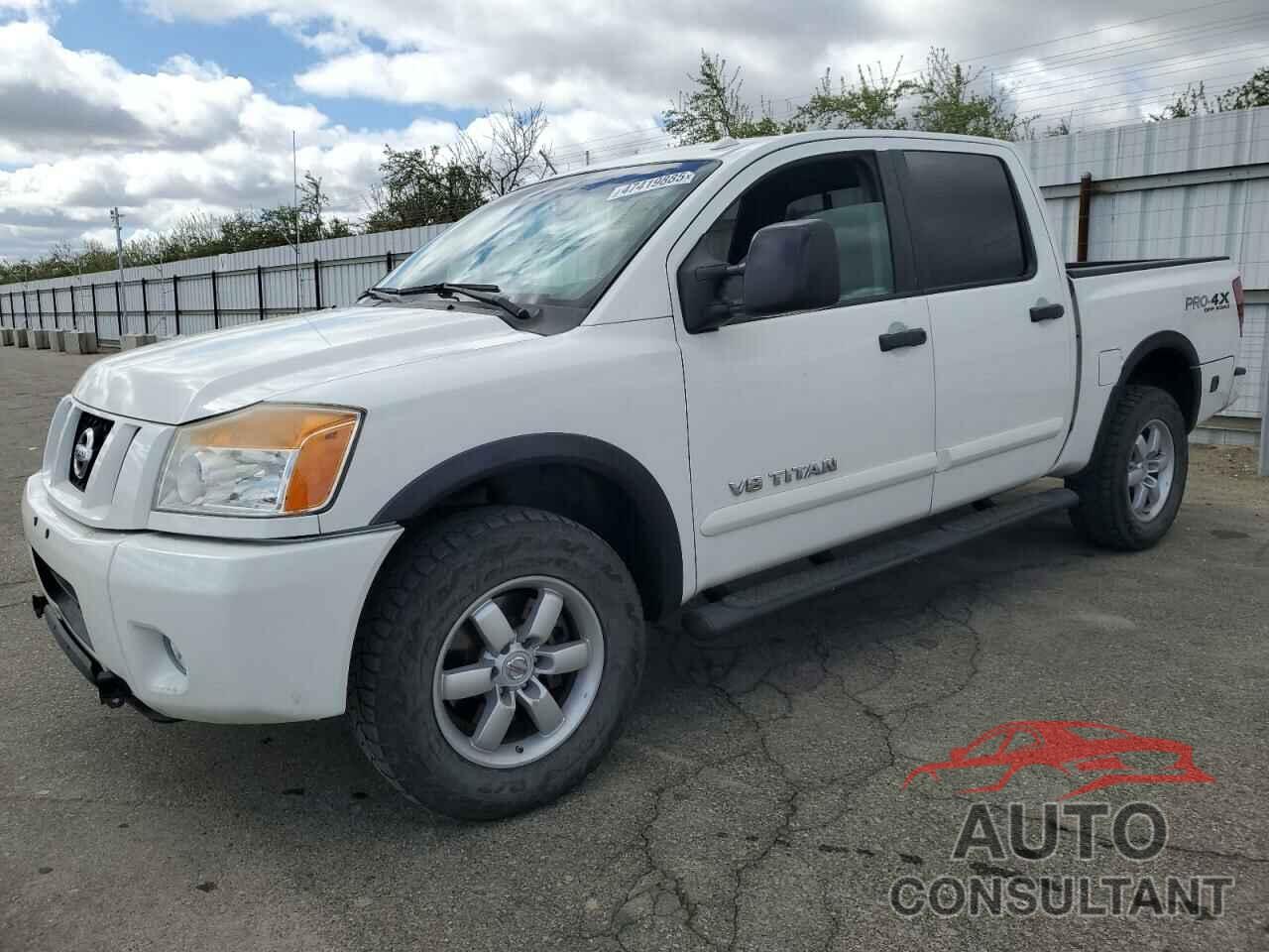 NISSAN TITAN 2011 - 1N6AA0EC7BN326725