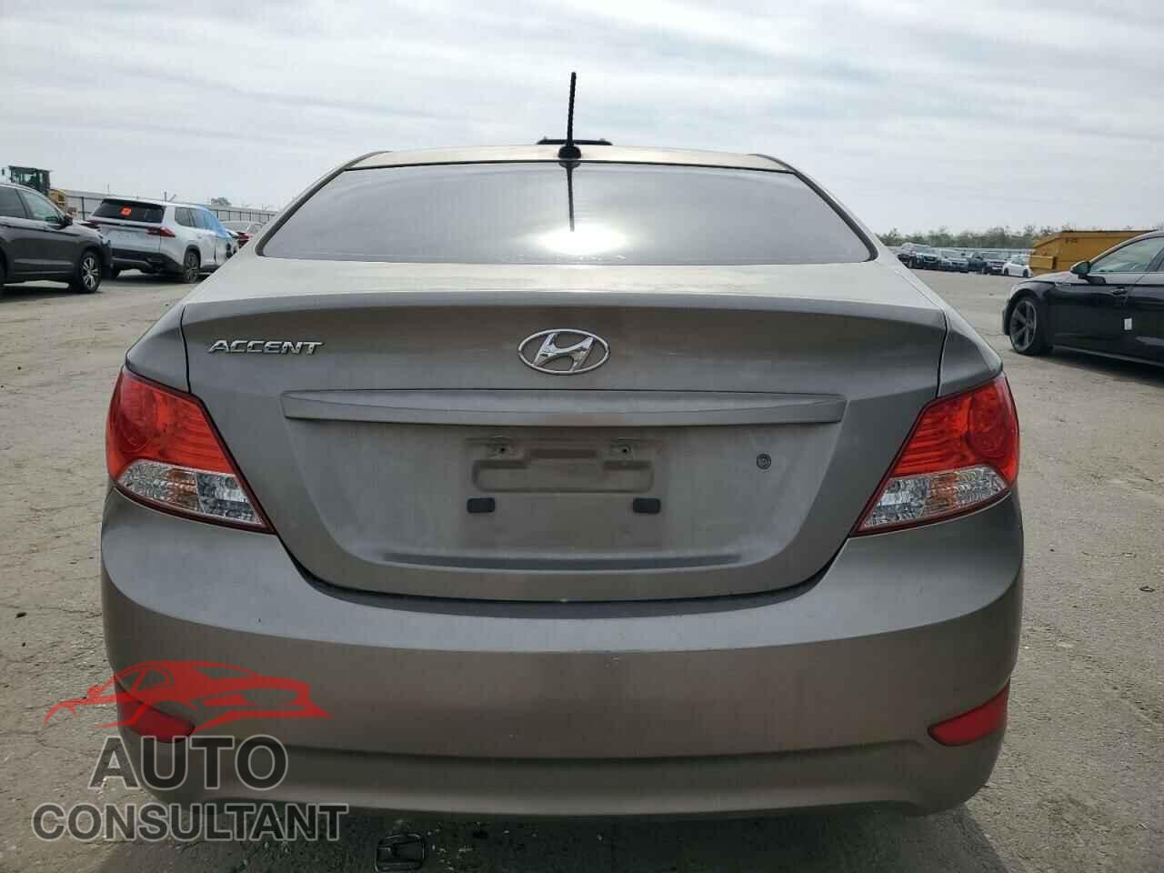 HYUNDAI ACCENT 2013 - KMHCT4AE7DU497645