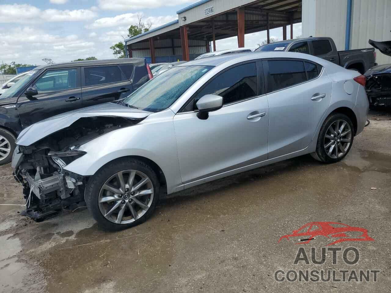 MAZDA 3 2018 - 3MZBN1V30JM214193