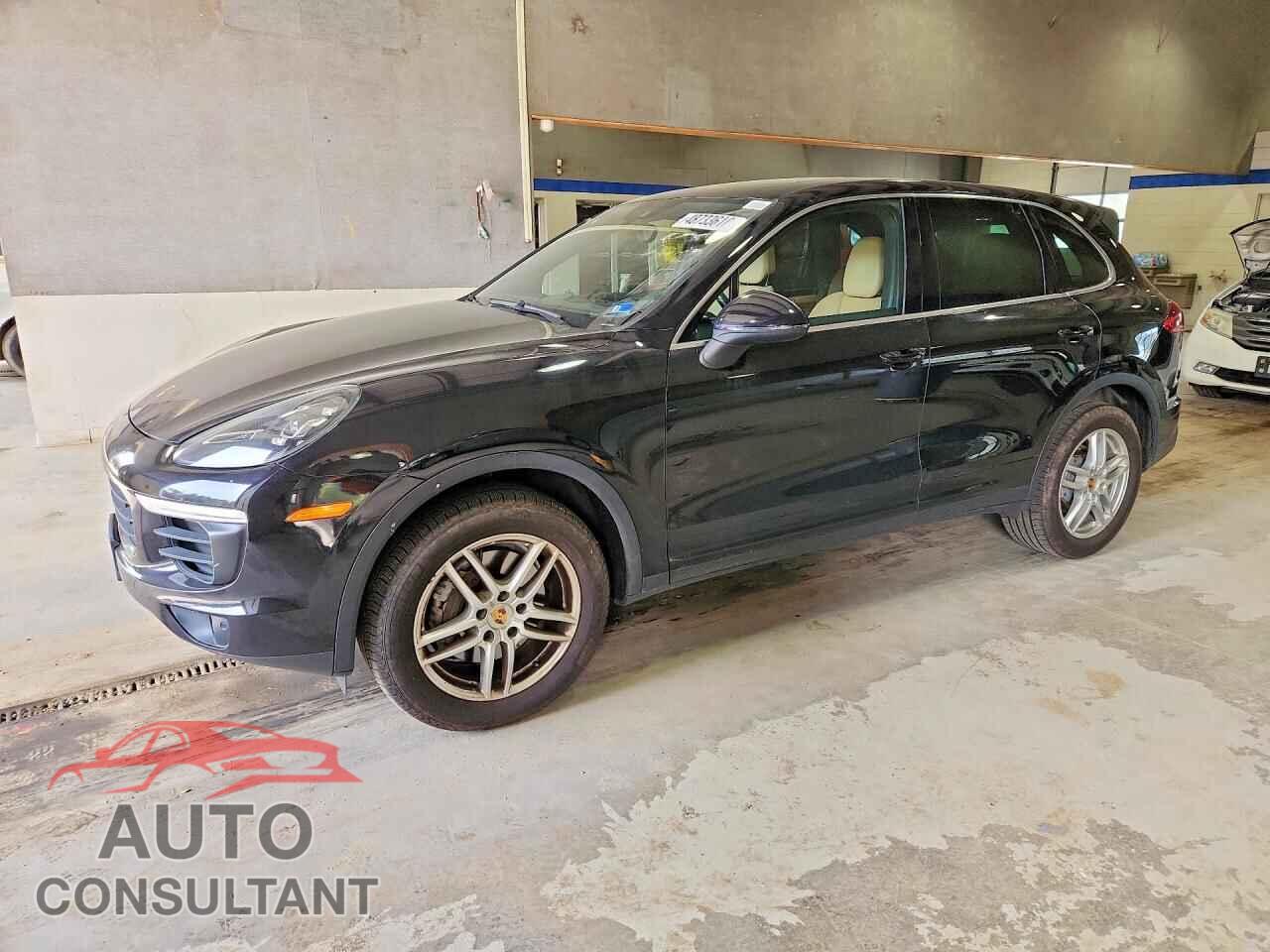 PORSCHE CAYENNE 2016 - WP1AA2A23GLA00885
