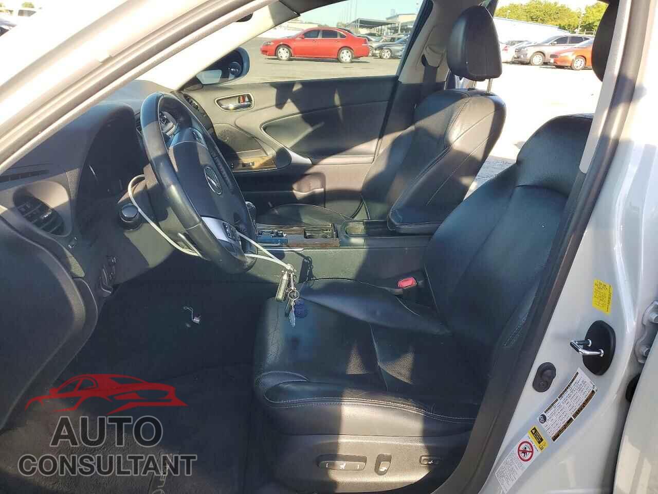 LEXUS IS 2011 - JTHBF5C26B5134498