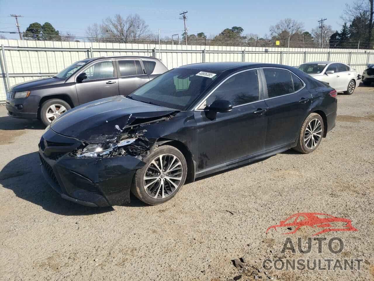 TOYOTA CAMRY 2018 - 4T1B11HK0JU138337