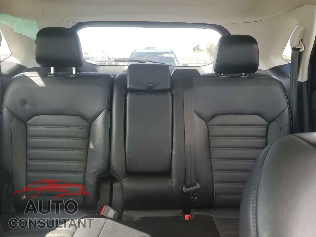 FORD EDGE 2018 - 2FMPK3J96JBC40611