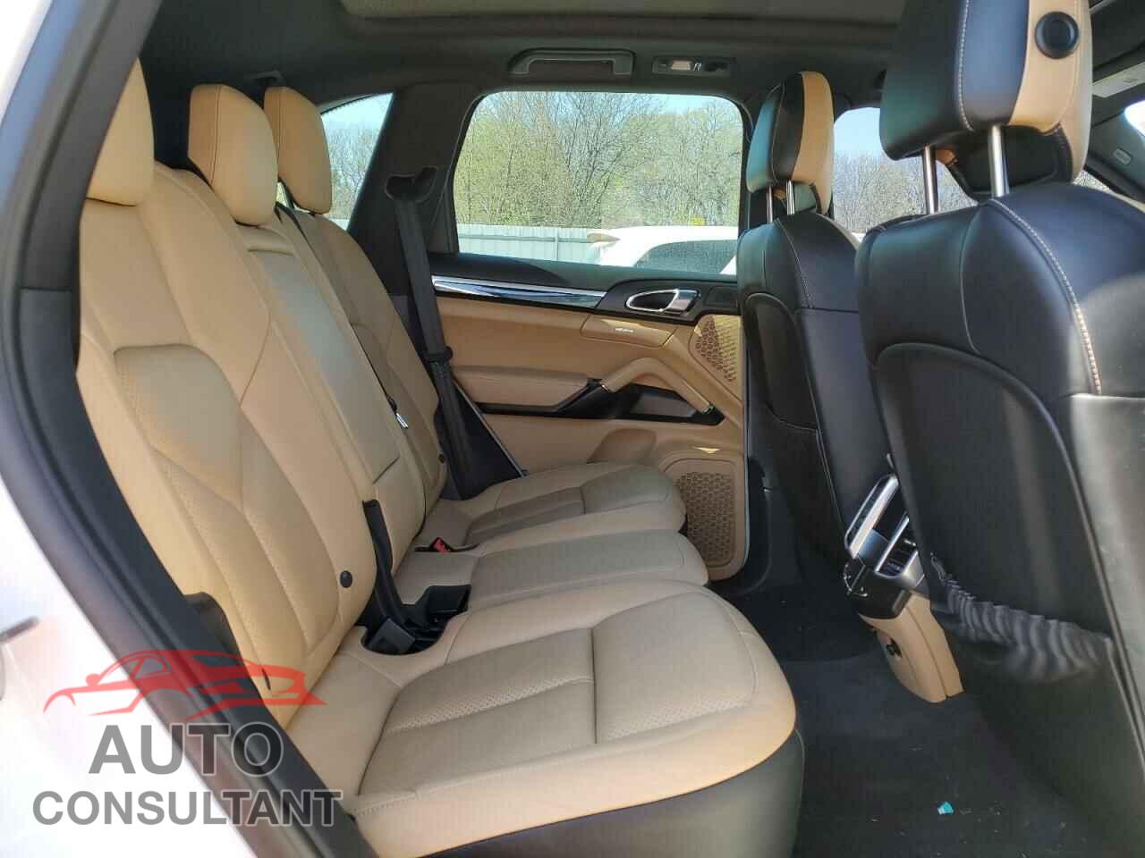 PORSCHE CAYENNE 2014 - WP1AA2A29ELA96230