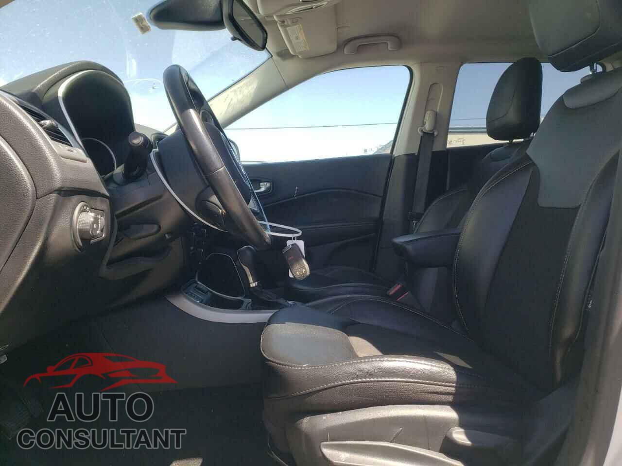 JEEP COMPASS 2020 - 3C4NJCBB7LT236705