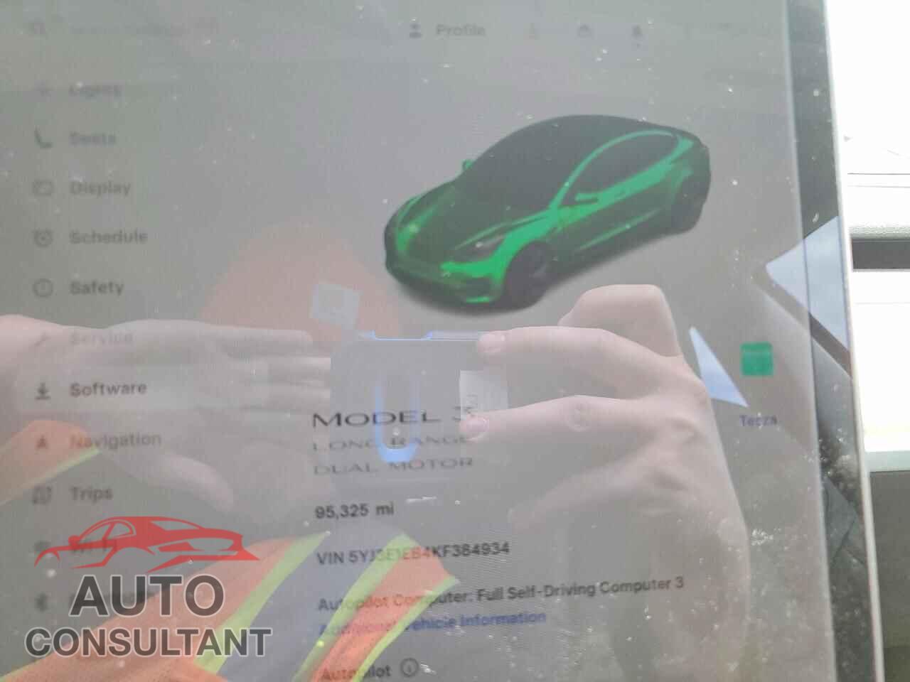 TESLA MODEL 3 2019 - 5YJ3E1EB4KF384934
