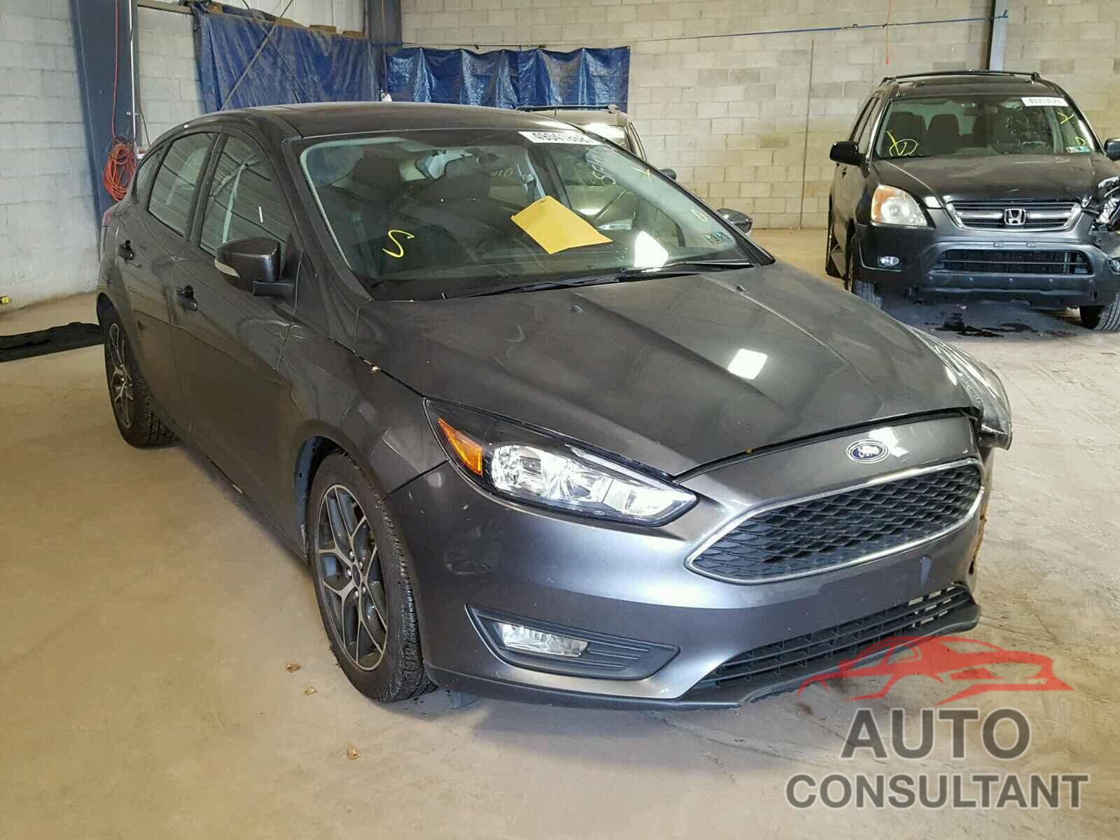 FORD FOCUS 2017 - 1FADP3M25HL261909