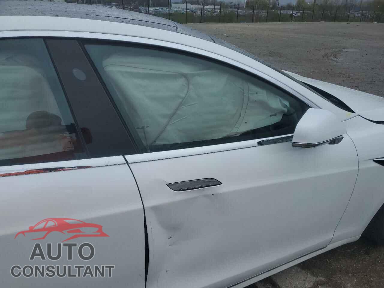 TESLA MODEL S 2018 - 5YJSA1E48JF273553