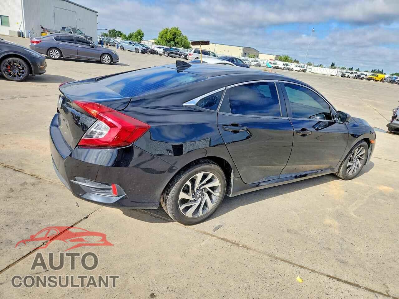 HONDA CIVIC 2017 - 19XFC2F79HE206020