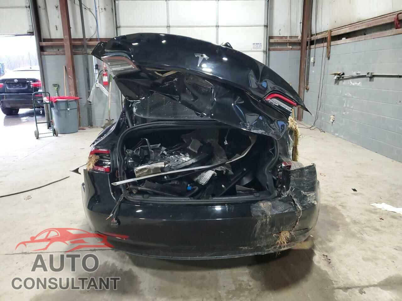 TESLA MODEL 3 2023 - 5YJ3E1EA0PF448725