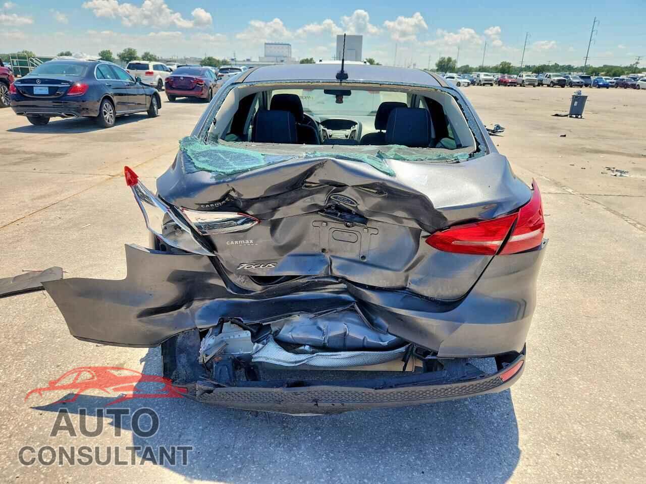 FORD FOCUS 2017 - 1FADP3E25HL347302