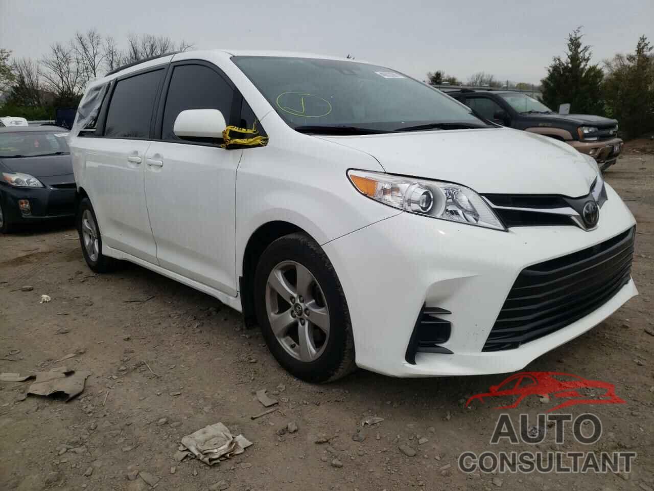 TOYOTA SIENNA 2018 - 5TDKZ3DCXJS921693