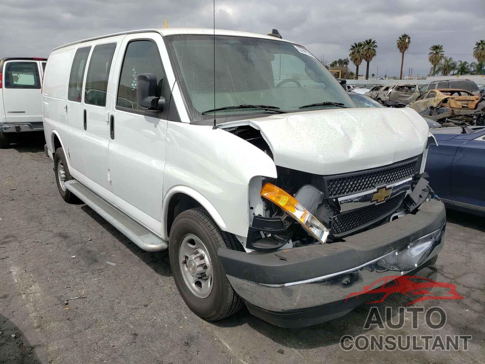 CHEVROLET EXPRESS 2020 - 1GCWGAFG6L1264855