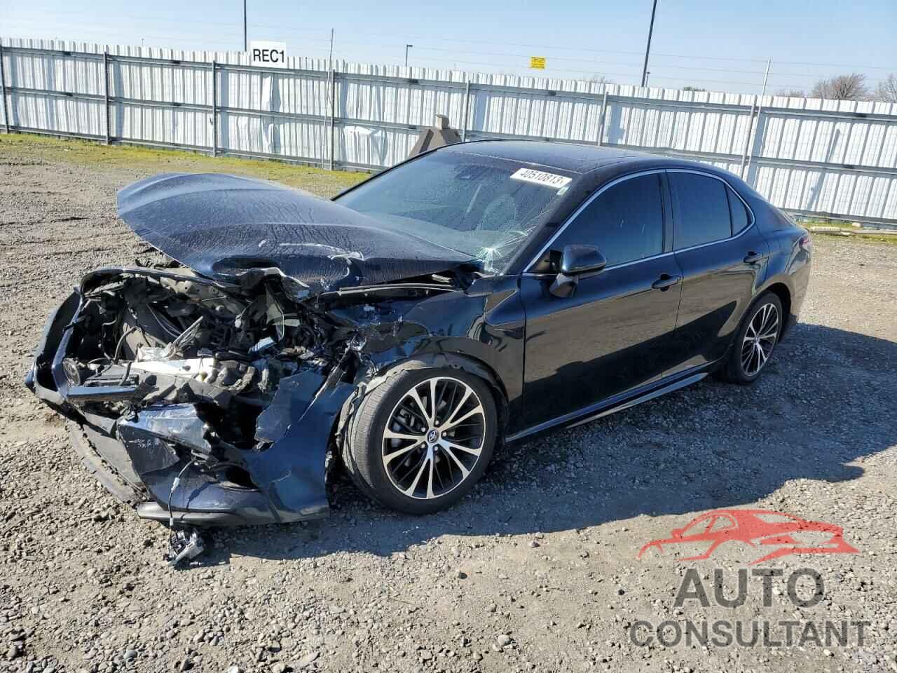 TOYOTA CAMRY 2018 - 4T1B11HK2JU509806