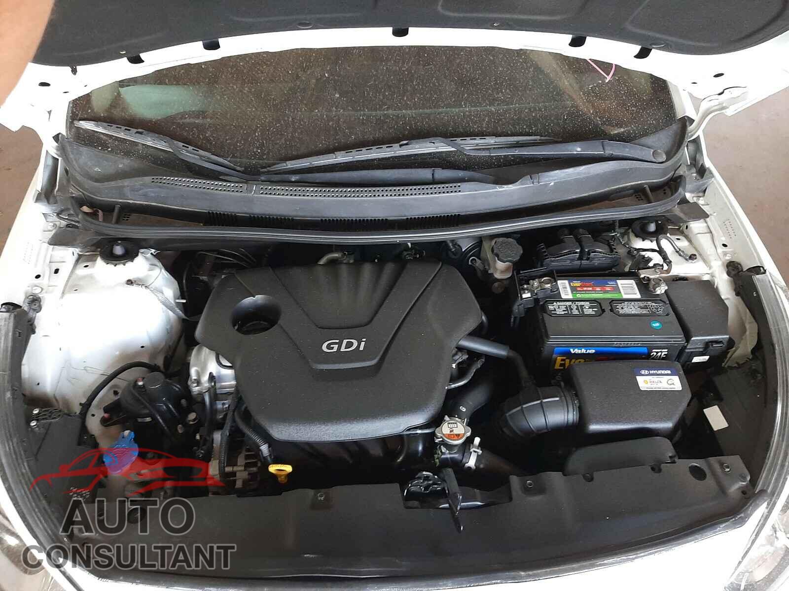 HYUNDAI ACCENT 2016 - KMHCT4AE8GU139300