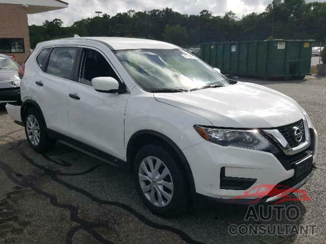 NISSAN ROGUE S 2017 - KNMAT2MV7HP567144