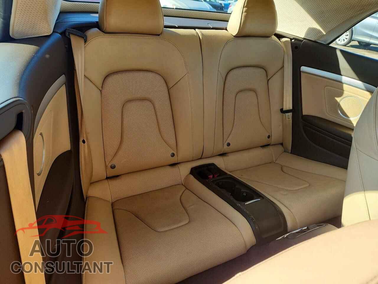 AUDI A5 2013 - WAULFAFH4DN007005