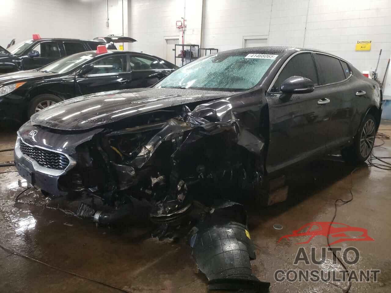 KIA STINGER 2019 - KNAE15LA3K6070657