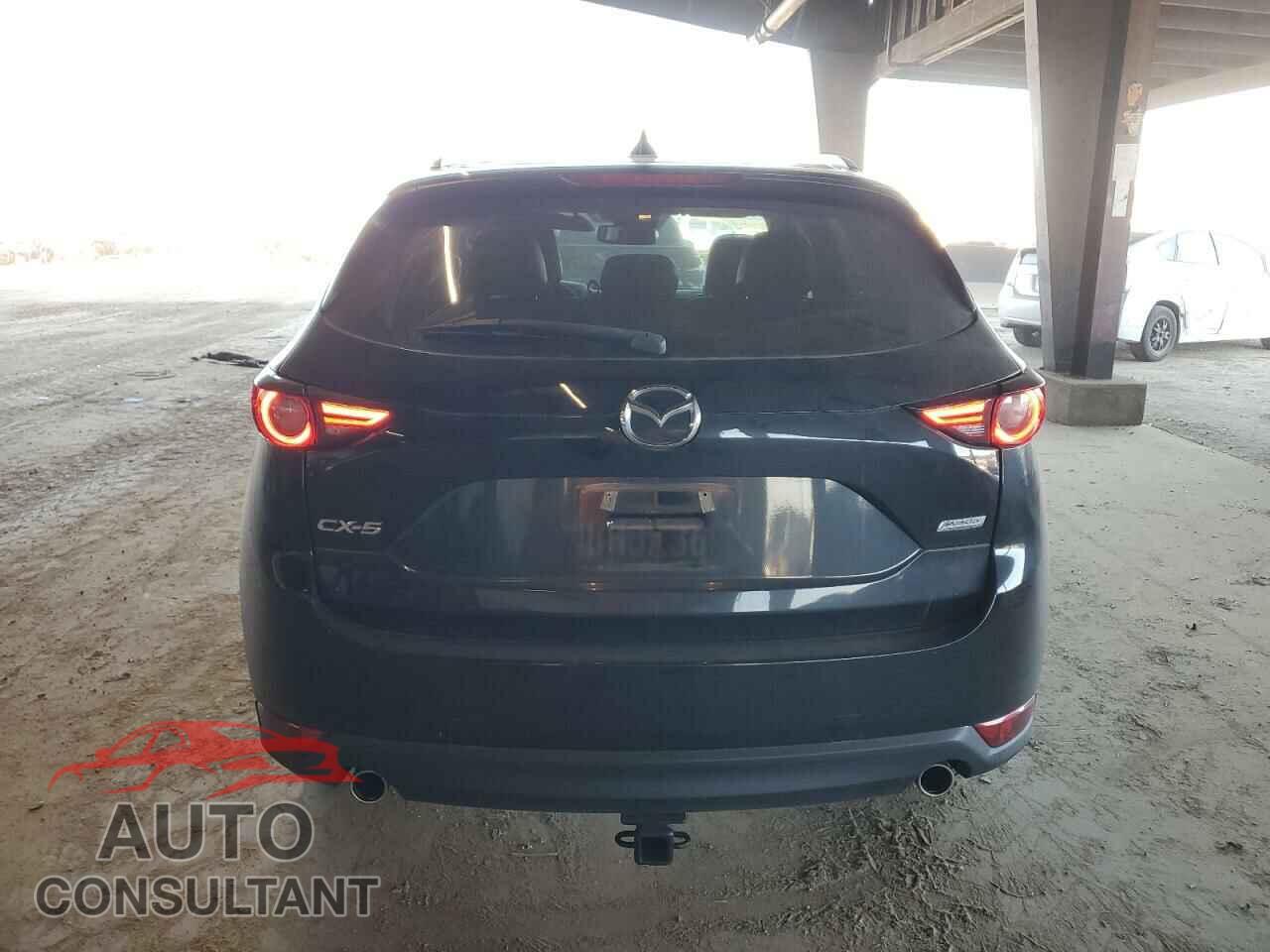 MAZDA CX-5 2018 - JM3KFADM7J1384159