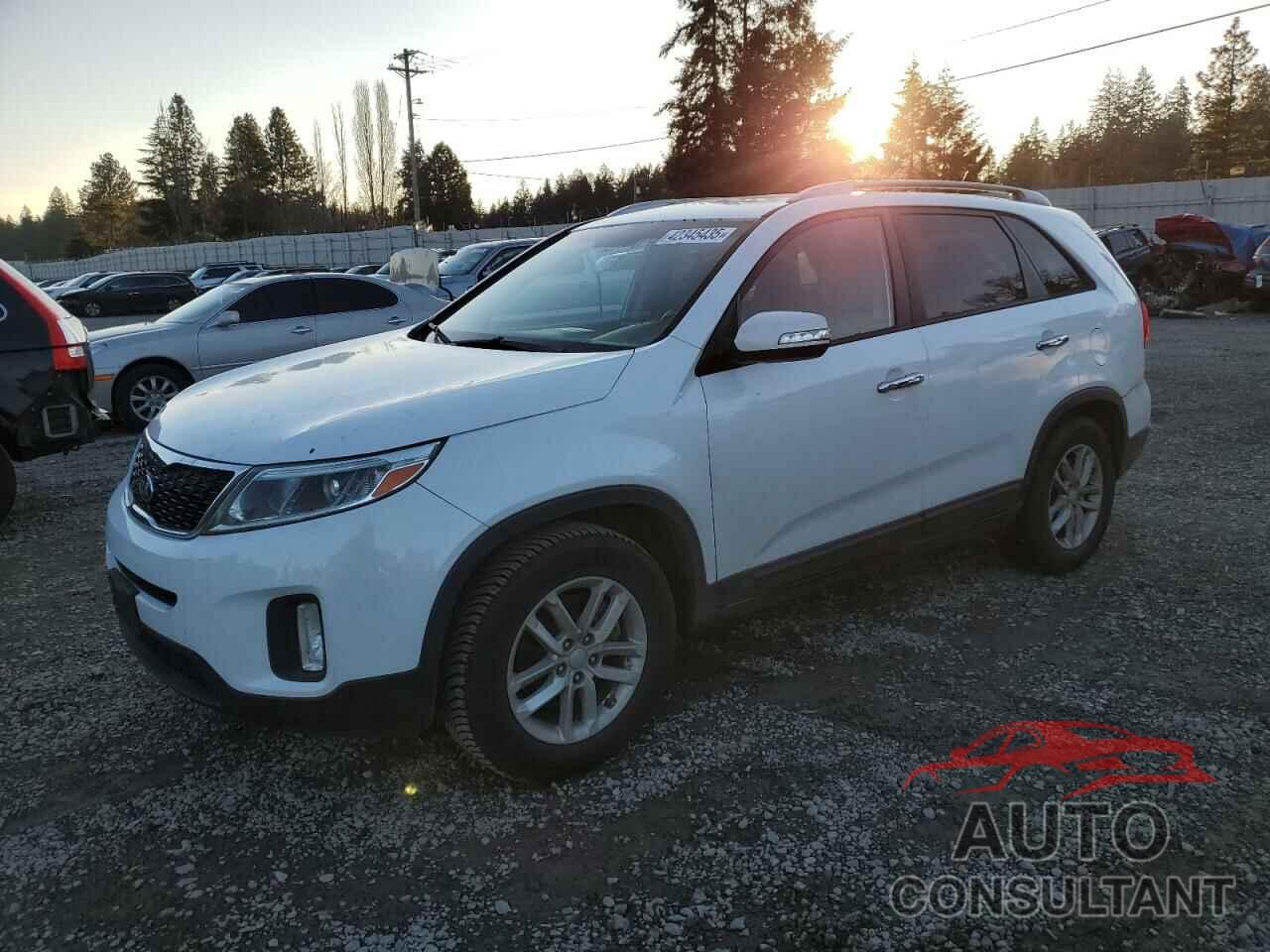 KIA SORENTO 2015 - 5XYKT4A65FG652285