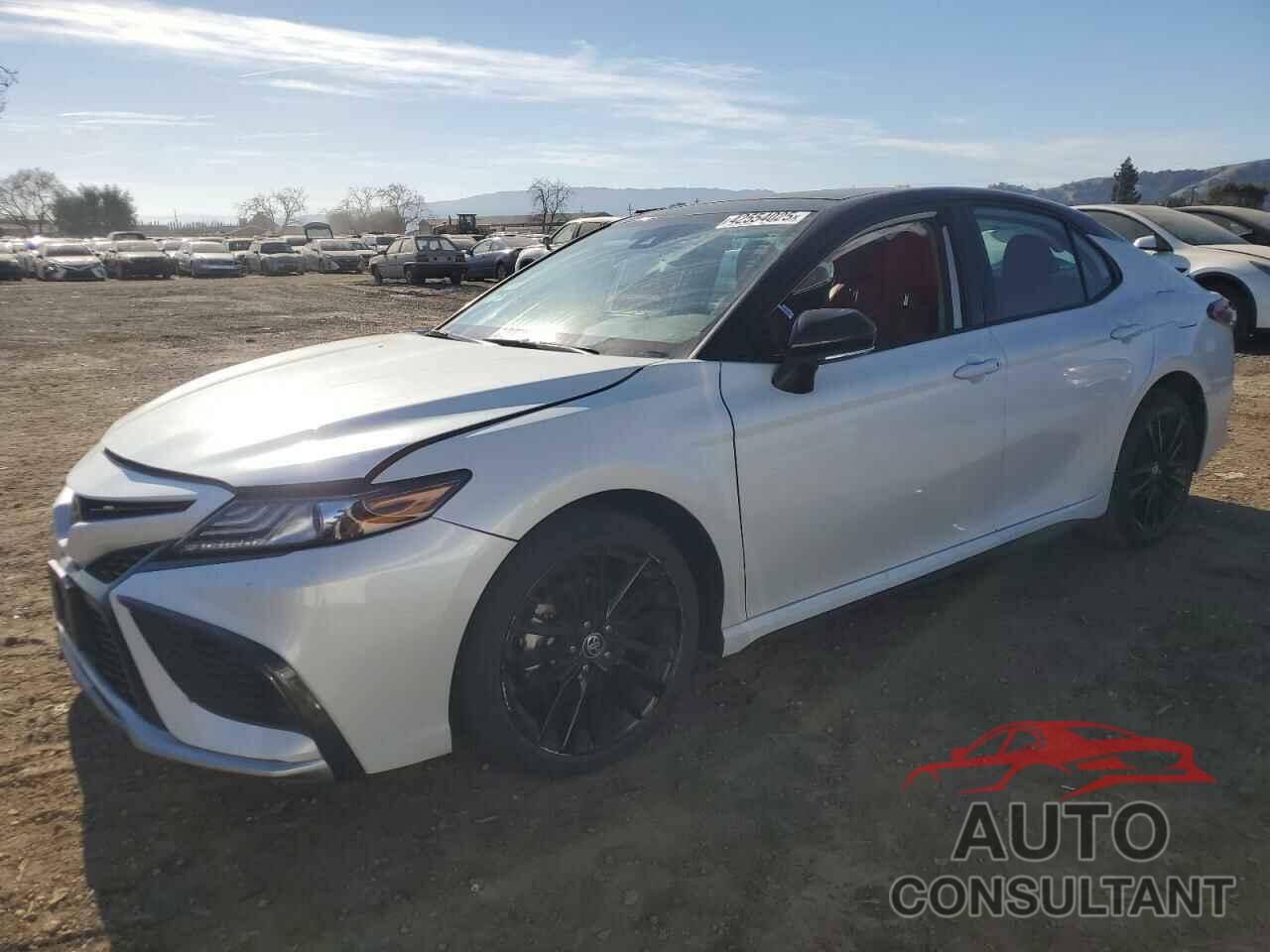 TOYOTA CAMRY 2021 - 4T1K61AKXMU466932