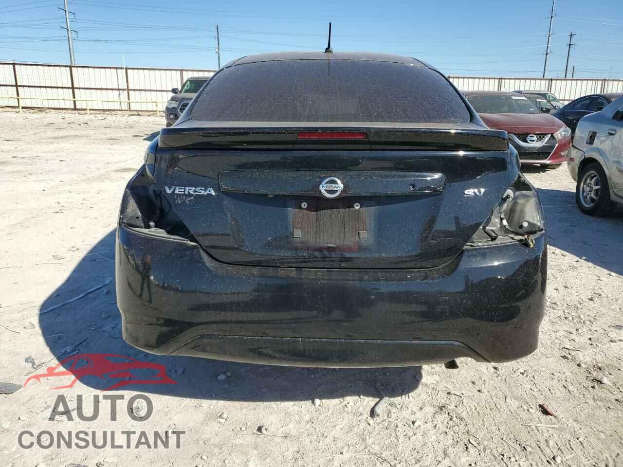 NISSAN VERSA 2019 - 3N1CN7AP3KL857036